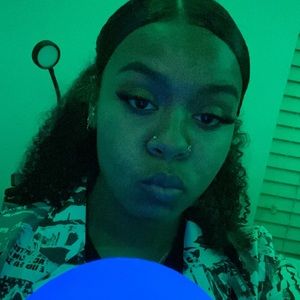 Meet your Posher, Sasha